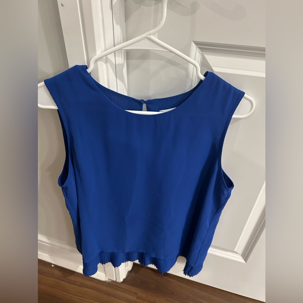 Calvin Klein sleeveless blouse petite large